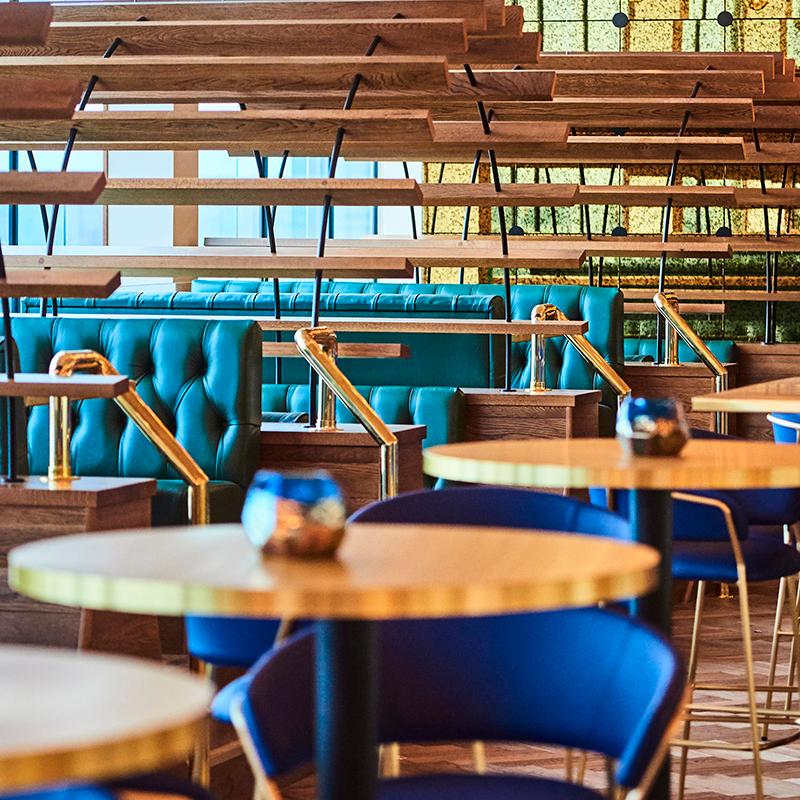 Breakfast & Room Service